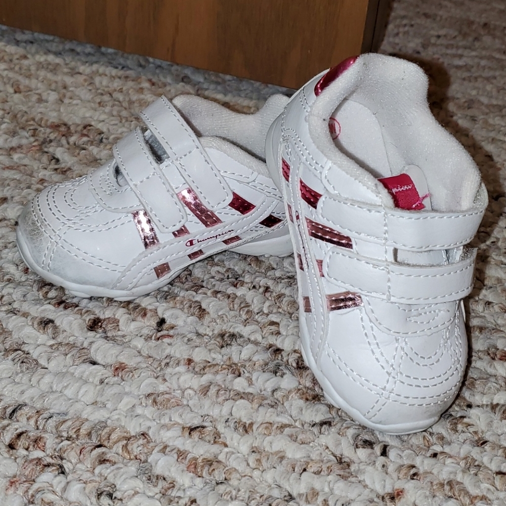 Toddler shoes